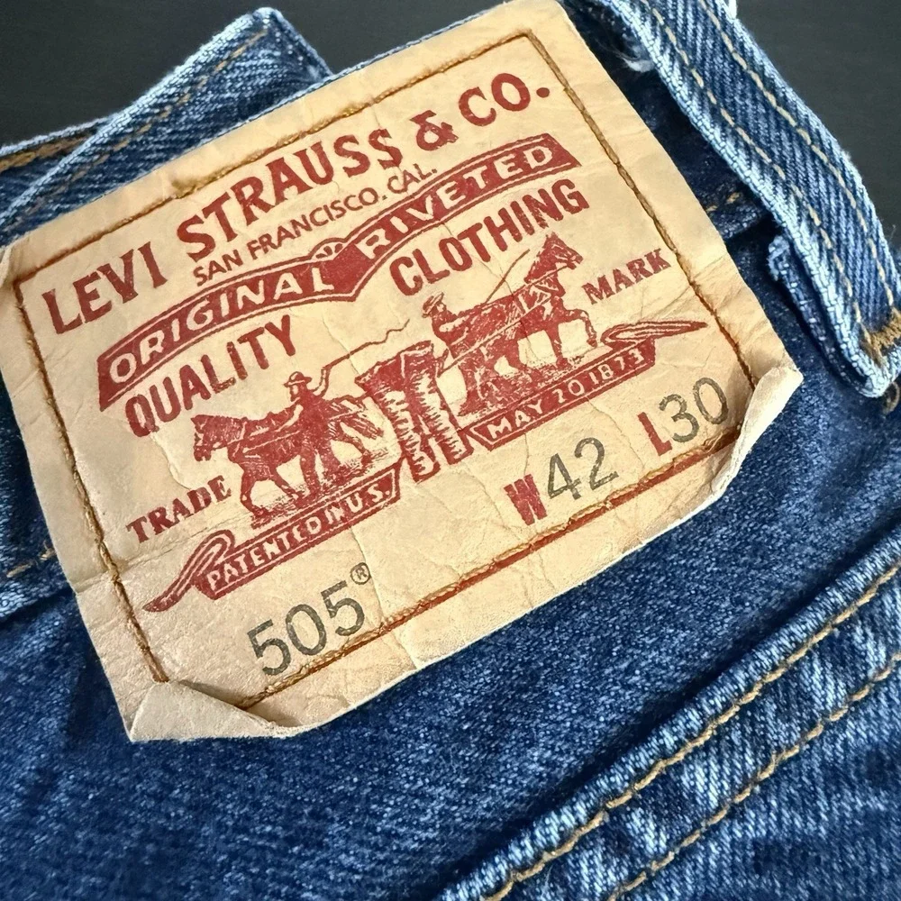 Vintage Levis 505 Jeans Mens‎ 42x30 Regular Fit Straight Leg 100% Cotton Denim